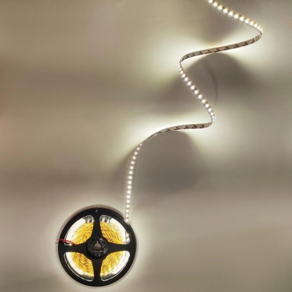Світлодіодна LED стрічка OEM (4000-4500K) ST-12-2835-120-NW-9W, 5м